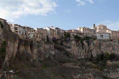 Apartamento turístico situado a 50 m de las casas colgadas de cuenca EL ESTANQUE DE LA MEMORIA: POESÍA ACTUAL: POESÍA: CUENCA ...
