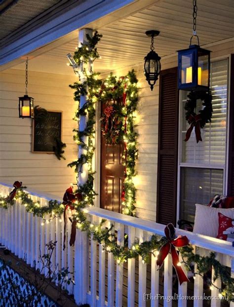 44 Best Christmas Porch Railing Decorations 32 Front Porch Christmas