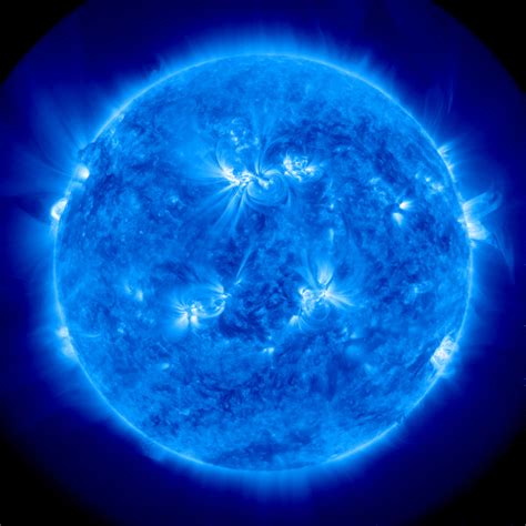 Stunning X Ray Portrait Of The Sun Snapped By Nasas Nustar Space