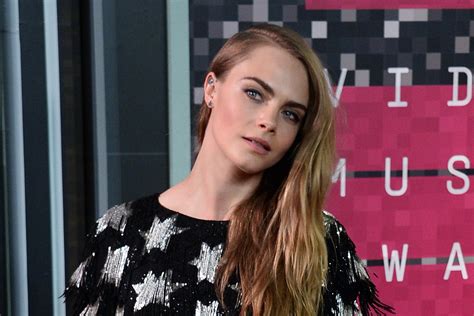 Cara Delevingne Prepped For Suicide Squad With Naked Walk In Woods