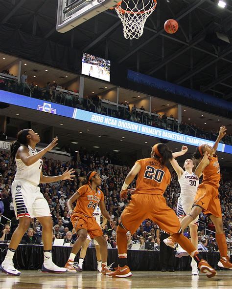 Photos Wbb Uconn Womens Basketball Vs Texas Longhorns Elite 8 The