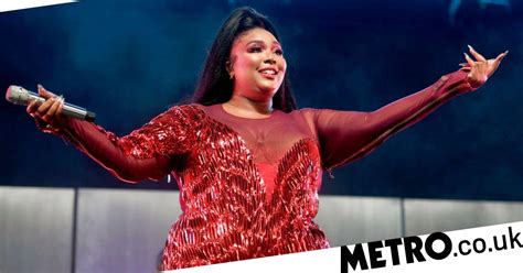 Lizzo Shares Emotional Video As She Reveals She Is Depressed Metro News