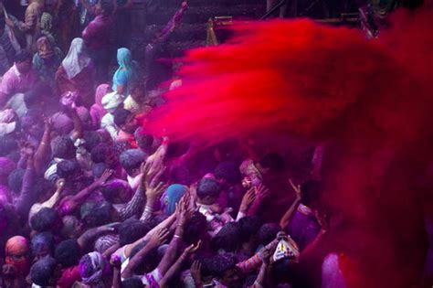 Holi 2018 Festival Of Colour 10 Facts About Hindu Festival Of Love And Colour Uk