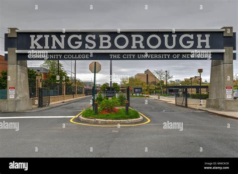 Kingsborough College Brooklyn Hi Res Stock Photography And Images Alamy