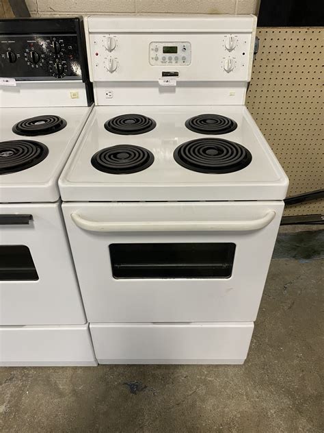 You can help others in your community discover great businesses by voting for your favourites! REFURBISHED - 24" White Coil Top Range - Appliance ...