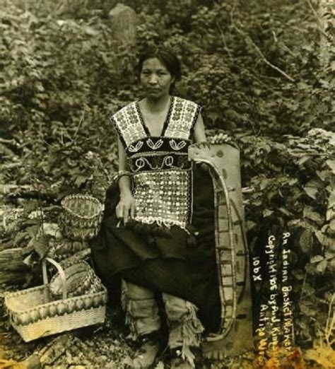 ojibwa woman in wisconsin 1908 native american dress native american women native american