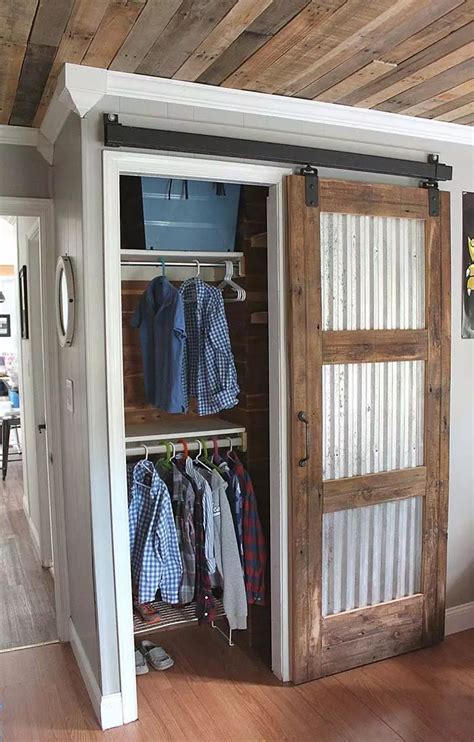 12 Cool Barn Door Closet Ideas You Can Diy Decor Home Ideas Sliding