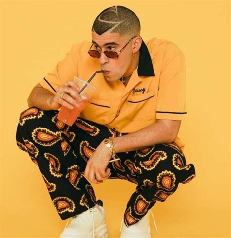 Bad Bunny Bio Net Worth Dating Girlfriend Real Name Famous