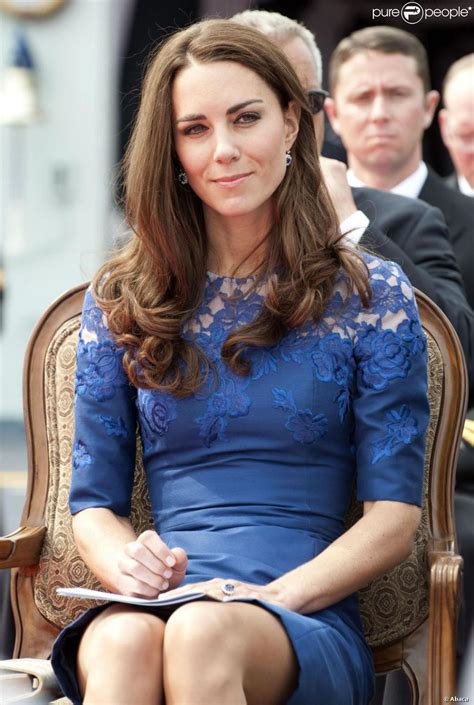 She is the oldest of three children with a younger sister, philippa (pippa) charlotte and a younger brother, james william. Kate Middleton à Québec le 3 juillet 2011. Catherine ...