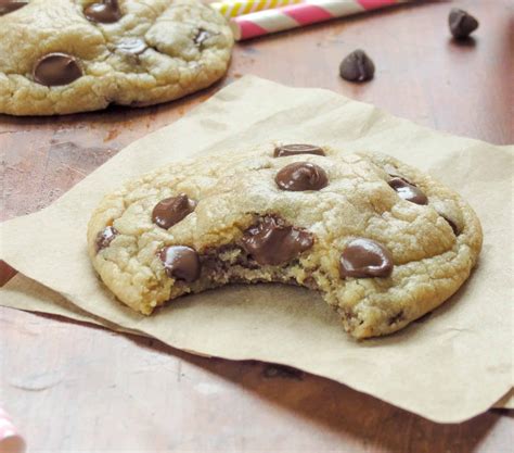 Soft Baked Chocolate Chip Cookies My Favorite Sprinkle Some Sugar