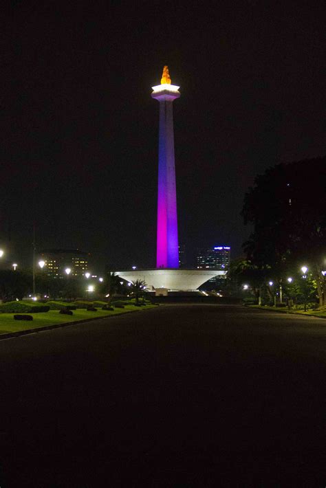 Monumen Nasional Jakarta Mokum Surf Club