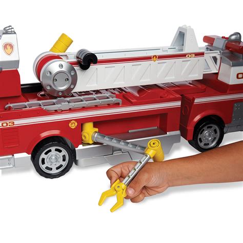 Paw Patrol Ultimate Rescue Fire Truck With Extendable 2 Foot Tall