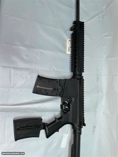 MOSSBERG 715T .22 TACTICAL AR-15 STYLE