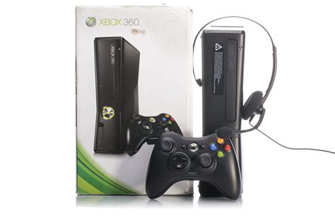 Microsoft Xbox 360 S 4gb Excellent Condition Games And Consoles