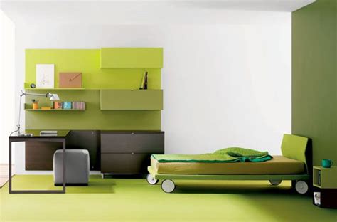 So when she needs to use her. Amazing Girls Bedrooms ~ Small Bedroom
