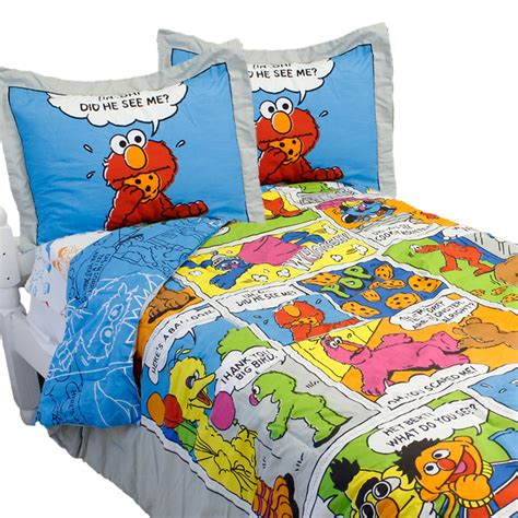 Sesame street elmo will keep your little ones warm and snuggly with this fun toddler bedding set that will transform their room into sesame street! Store51 Llc 17180964 Sesame Street Full Bedding Set Elmo ...