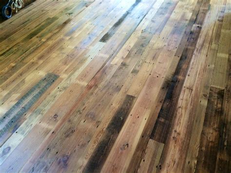 Skip Planed Heart Pine Barn Wood Hardwood Floors Hardwood