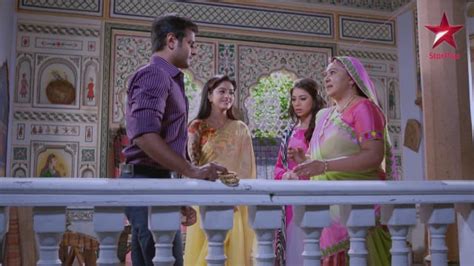 diya aur baati hum watch episode 16 zakir agrees to marry chhavi on disney hotstar