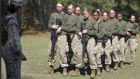 86 of women fail marines combat jobs test lexington herald leader