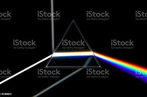 Prisma Luminoso Arcobaleno Piramide Di Vetro Ottico Con Illustrazione