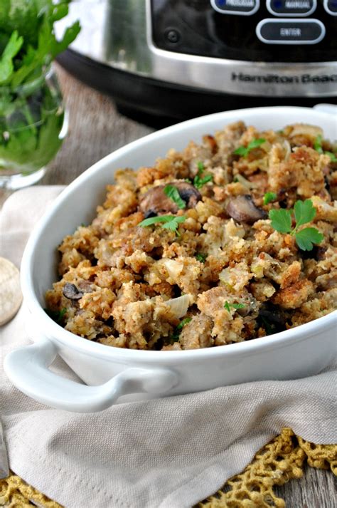 Slowcookerweek Mom S Slow Cooker Stuffing Recipe Recipechatter