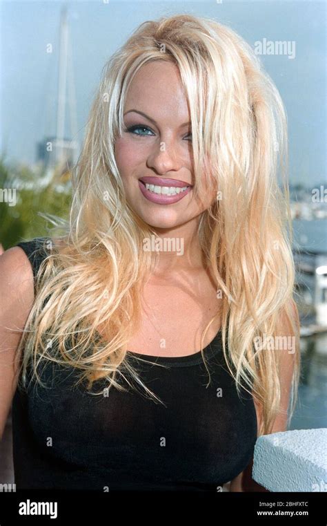 Pamela Anderson Baywatch Fotografías E Imágenes De Alta Resolución Alamy