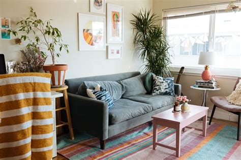 This 650 Square Foot California Apartment Was Furnished With Budget