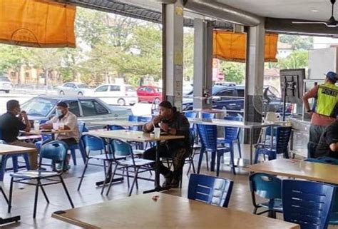 Negeri selangor merupakan salah sebuah negeri daripada tiga belas negeri yang membentuk malaysia. Selangor benarkan restoran, kedai serbaneka beroperasi ...