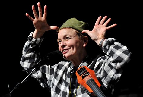 Avantgarde K Nstlerin Laurie Anderson Wird Jahre Alt