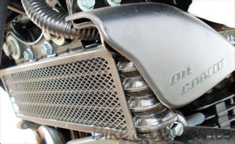 Unique to motorcycles, another advantage can be the benefits of carrying heat away from the combustion chamber with liquid, though, are significant. Air Cooling vs Liquid Cooling Engines & Oil Cooling: Explained