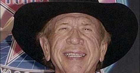 Hee Haw Star Buck Owens Dies At 76 Cbs News