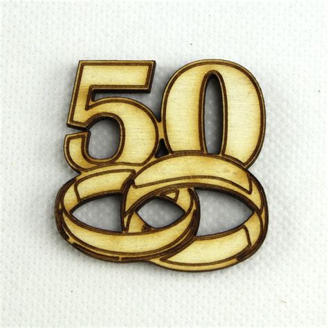 Auguri da dedicare al marito o moglie ai propri genitori parenti o amici per il 500. 50 Di Matrimonio : Anniversario 50 Anni di Matrimonio - Nozze d'Oro Idee Regalo / L'estratto di ...