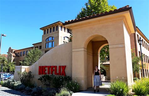 By christine persaud march 26, 2018. Netflix shakes up global pay-TV market, eyes Asia - Nikkei ...