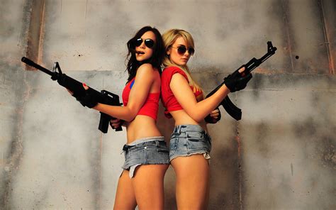 Girls With Guns Weapon Gun Girls Girl Sexy Babe Y Wallpaper 1920x1200