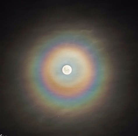 Corona Around The Moon These Colorful Rings Of A Lunar Corona Appear