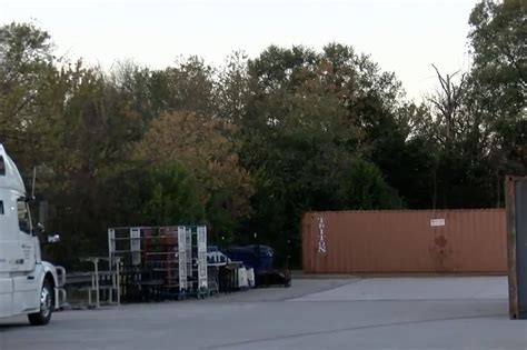 Georgia man rescues child, holds attacker at gunpoint until cops arrive