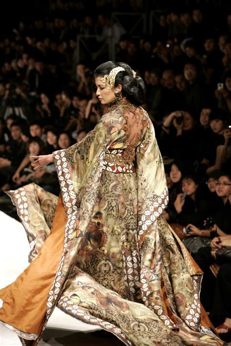 Kebaya muslim kebaya hijab kebaya brokat kebaya lace batik kebaya kebaya dress batik dress kimono indonesia fashion week. Anne Avanti | Kebaya, Kain