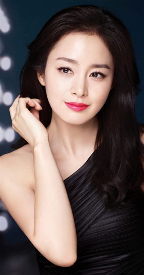 Kim tae hee, who modeled for the television cf of cledor ice cream, appears in the video that uses all the motifs from rain's mv. Kim Tae Hee's Dad is Chairman of a Large Transport Company ...