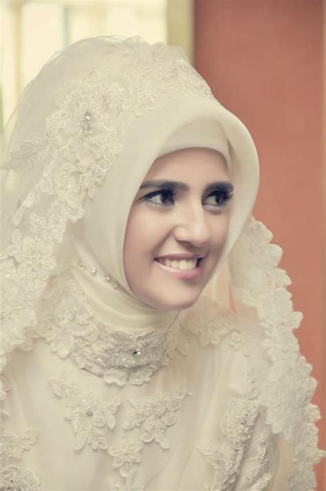 Turkish Brides ☪ Hijabi Wedding Hijabi Brides Muslimah Wedding Dress Pakistani Wedding