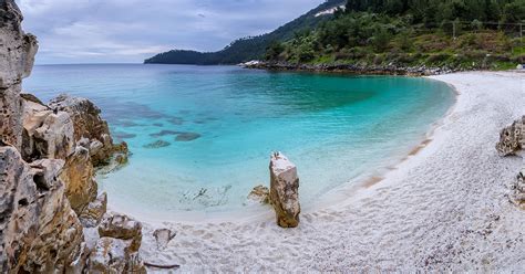 Cele Mai Frumoase Plaje Din Insula Thassos Grecia Destinatii Turistice
