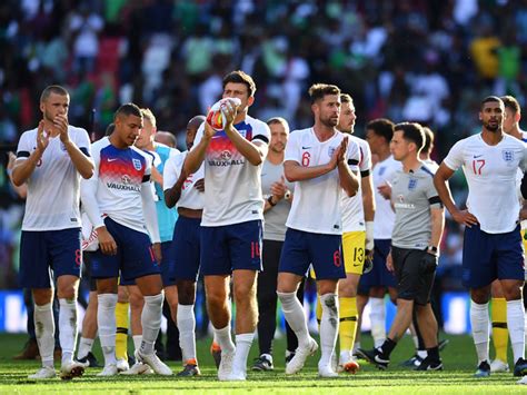 ชอว์,สโตนส์,ลินการ์ด คืนทัพทีมชาติอังกฤษ by footballdaily | ติดตามข่าวสารฟุตบอลต่างประเทศ อัพเดตตลอด 24 ช.ม ทีมชาติอังกฤษ ทีมเดียวใน ฟุตบอลโลก 2018 ที่ใช้แข้งจากใน ...