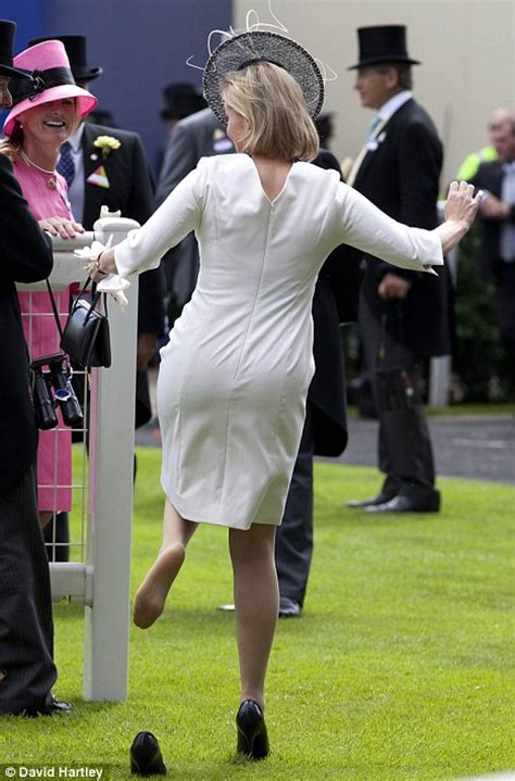 Sophie Countess Of Wessex Cant Stop Giggling After Losing Her Heel