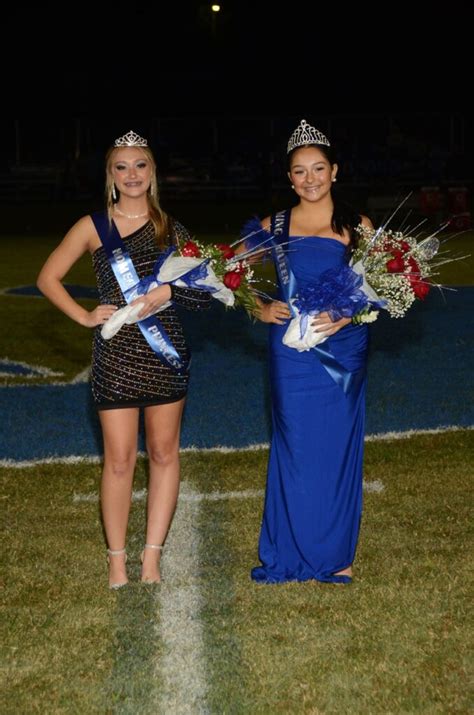 Jhs Homecoming Queen Homecoming Princess Crowned Wlaf