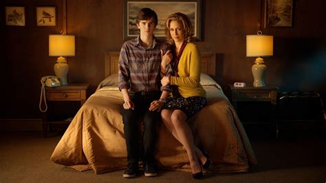 Tv Series Review Bates Motel Season One 2013 This Is Horror