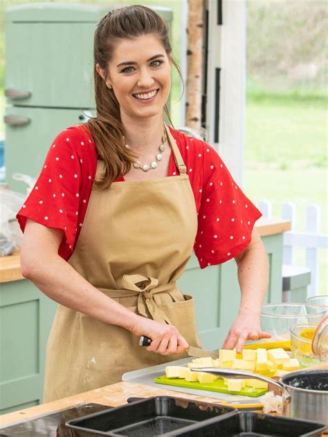 Bake Off 2019 Who Is New Great British Bake Off Contestant Alice Age Job Instagram Tv