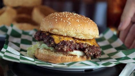 Se viene el día de la hamburguesa. Especial del Día Mundial de la Hamburguesa - YouTube