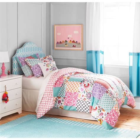 Kidsteens Floral Patchwork 4 Piece Bedding Comforter Set Queen Pillow