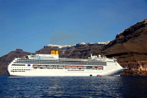 Top 5 Best Greek Islands Cruises To Take In 2023 Read Our Scam Report
