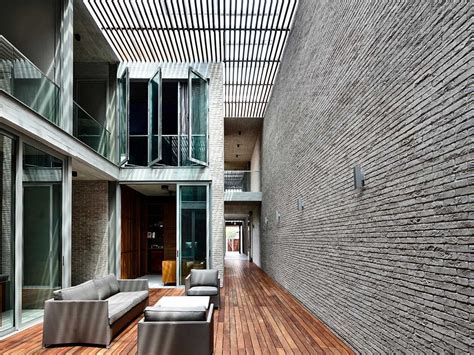 A Courtyard House In Singapore By Hyla Architects Courtyard House