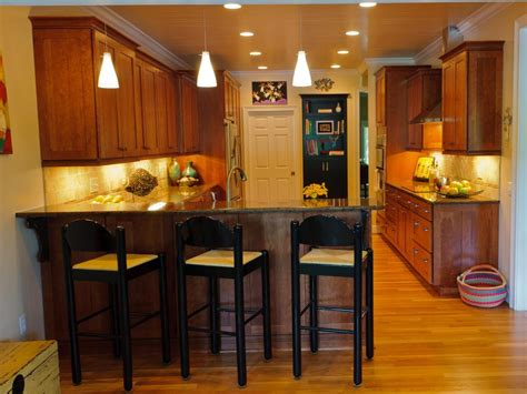Bar stools for kitchen come in different heights stretching from 30 to 36. Kitchen Island Bar Stools: Pictures, Ideas & Tips From ...
